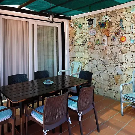 Lotus Villa, Villa *