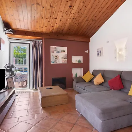 Lotus Villa, Villa Albufeira